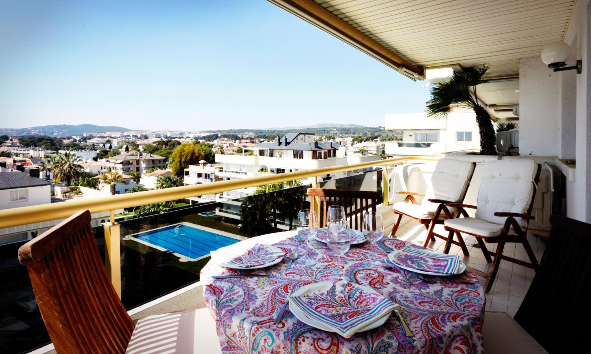 Appartamento Frente Al Mar Con Piscina