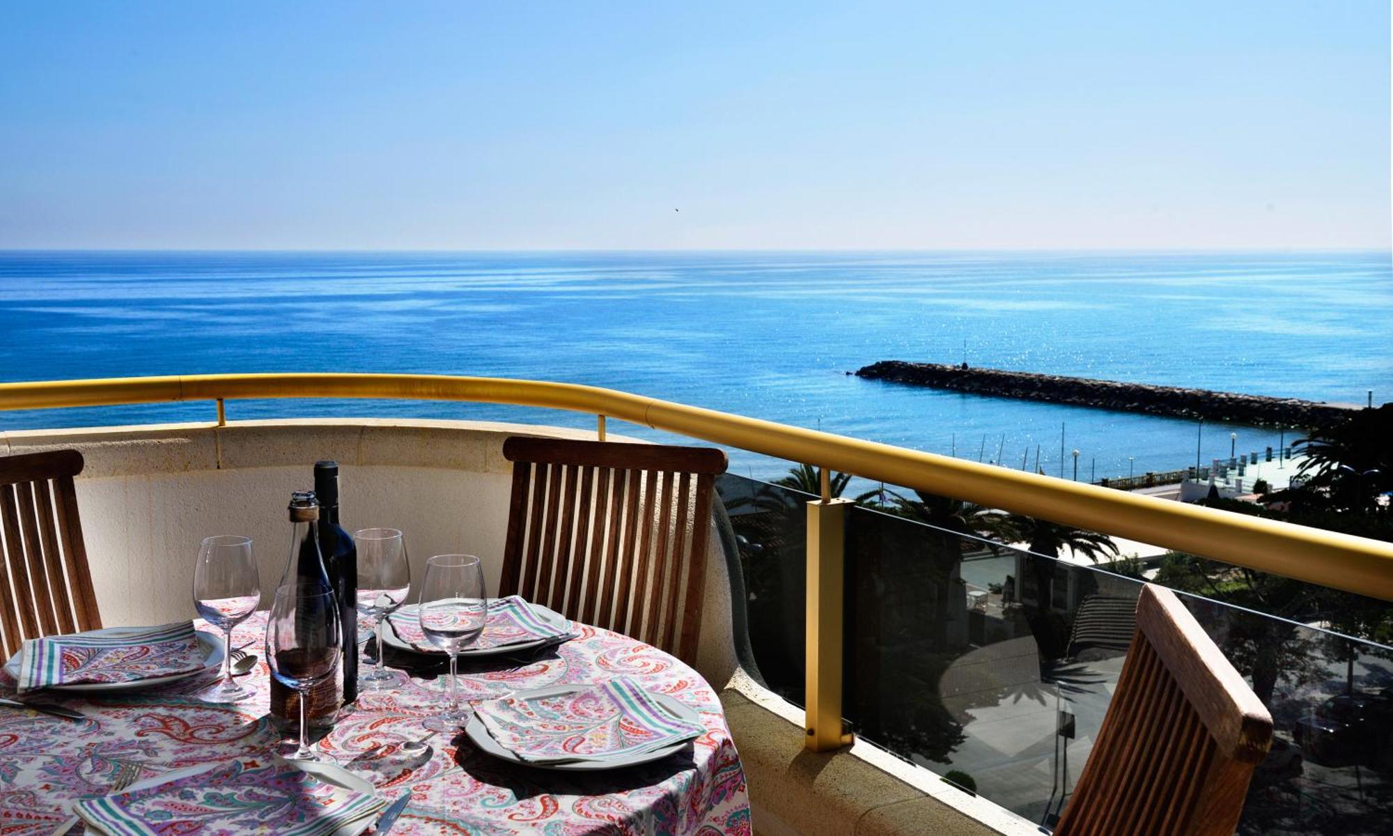 Appartamento Frente Al Mar Con Piscina Sitges