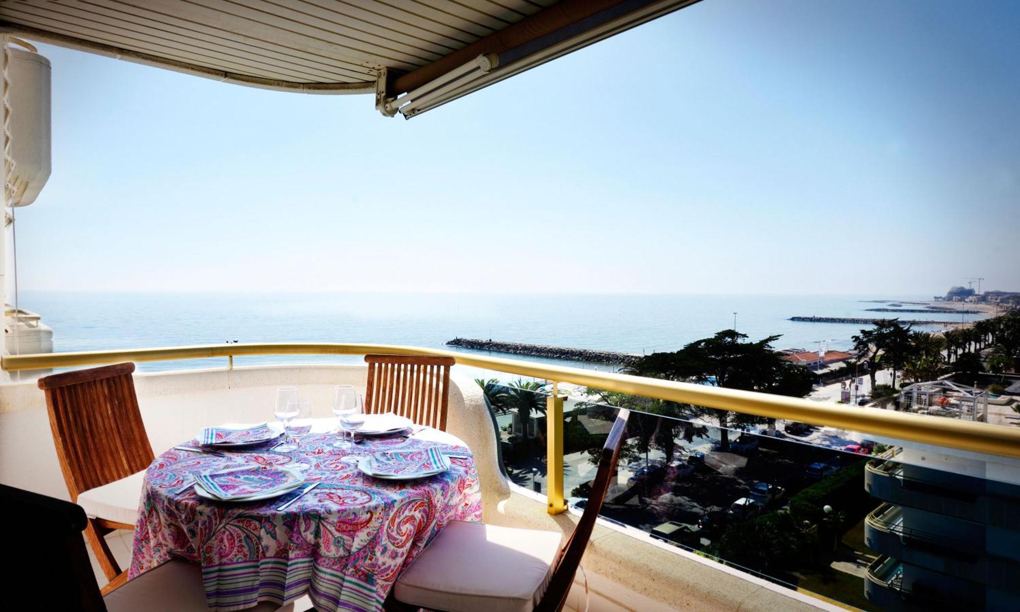 Sitges Apartamente Frente Al Mar Con Piscina